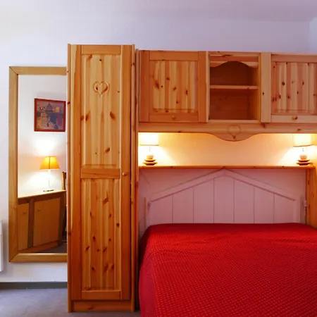 Cosy 2 Pieces + Cabine, Ski-in/ski-out, Balcon Sud, Renove, 6 Pers, Montchavin Les Coches La Plagne